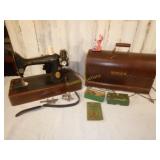 SINGER 99-13 Portable