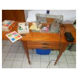SINGER Sewing Machine in Maple Cabinet