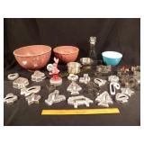 Kitchenware Including Pyrex Bowl