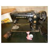 Vintage Singer Sewing Machine 319W