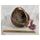 Woven Basket w/handle
