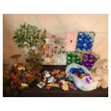 HOLIDAY LOT