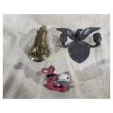 Pistol & Powder Flask BRASS DOOR KNOCKER
