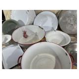 METAL AND ENAMEL WASH PANS