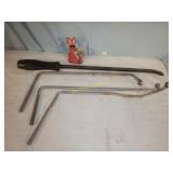 MAC Distributor Wrenches And Snap On Pry Bar