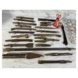 Various air chisels