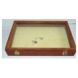 VINTAGE LOCKING WOODEN DISPLAY CASE