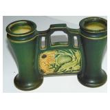 ROSEVILLE DAISY GREEN GATE DOUBLE BUD VASE