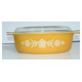 PYREX GOLD BUTTERFLY CASSEROLE DISH & LID