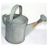 OLD 10 QT GALVANIZED WATERING CAN - SPRINKLE SPOUT