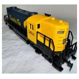 HO SCALE AHM & TYCO SANTA FE LOCOMOTIVES, MORE