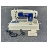 JC PENNY MODEL 6050 A SEWING MACHINE - WORKS
