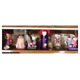 Shelf Lot of Dï¿½cor #1