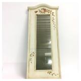 Dï¿½cor Mirror with Floral Stenciling