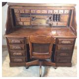 Pulaski Furniture Oak Roll Top Desk