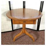 Pine  Pedestal Lamp Table