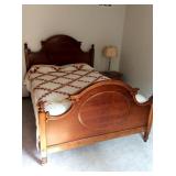 Walnut Queen Size Bed