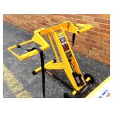 Cub Cadet HTL 550 Riding Mower Lift