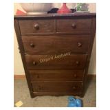 6 drawer dresser and contents