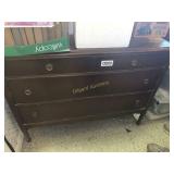 Wooden dresser, 4 drawers