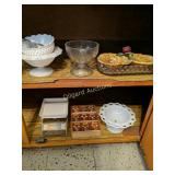 Decorative dishes, spice containers, scale