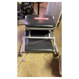 Pro-lift rolling seat