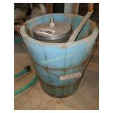 Hand crank Ice cream maker