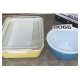 Pyrex dish and bowl