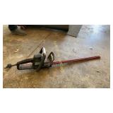 24" electric hedge trimmer