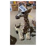 Giraffe decor
