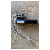 Pistol grip grease gun