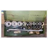 Socket wrench set