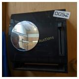 Paper Towel Dispenser W/Paper towels