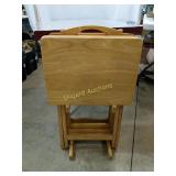 (4) TV trays w/ holder