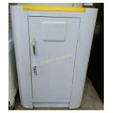 Fergee metal roaster cabinet