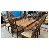 Wood dining room table with 6 chairs w/leaves