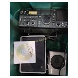 Icom communications receiver IC-R70, speakers and