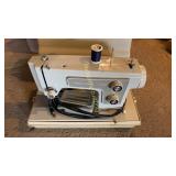 Sears Kenmore 5185 portable sewing machine