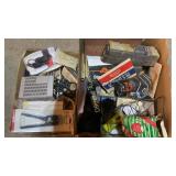 Wool pads, adapter, headphones