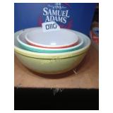 Pyrex Mixing bowls & misc