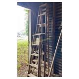 (2) step ladders
