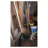 (6) rakes and (2) shovels