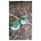 Quaker state oil cans