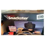 Snackster snack and sandwich maker