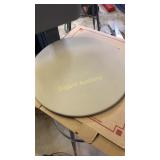 Brand new Pampered Chef baking stone