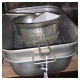 Misc pots, pans and bowls