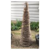 4.5 feet tall grape Vine tree