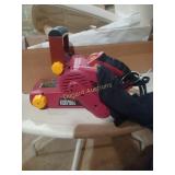 Belt sander