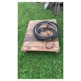 Pallet and metal wire