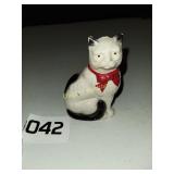 Cast-iron cat bank
